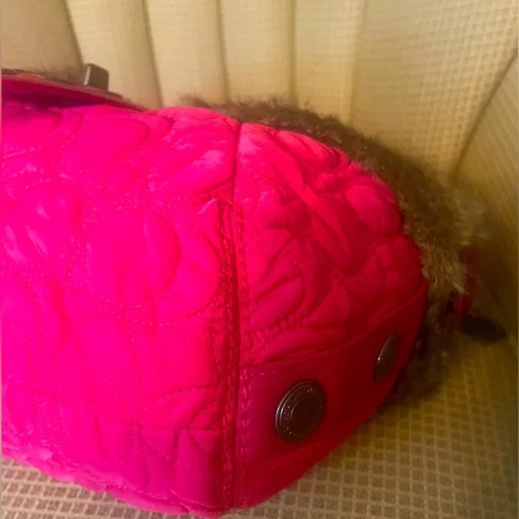 Coach Rabbit Fur Trimmed Pink Hobo Bag G04k-9443 - Picture 7 of 14